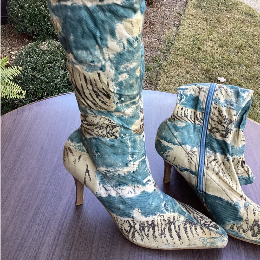 BEE FLY Vintage Style Boot